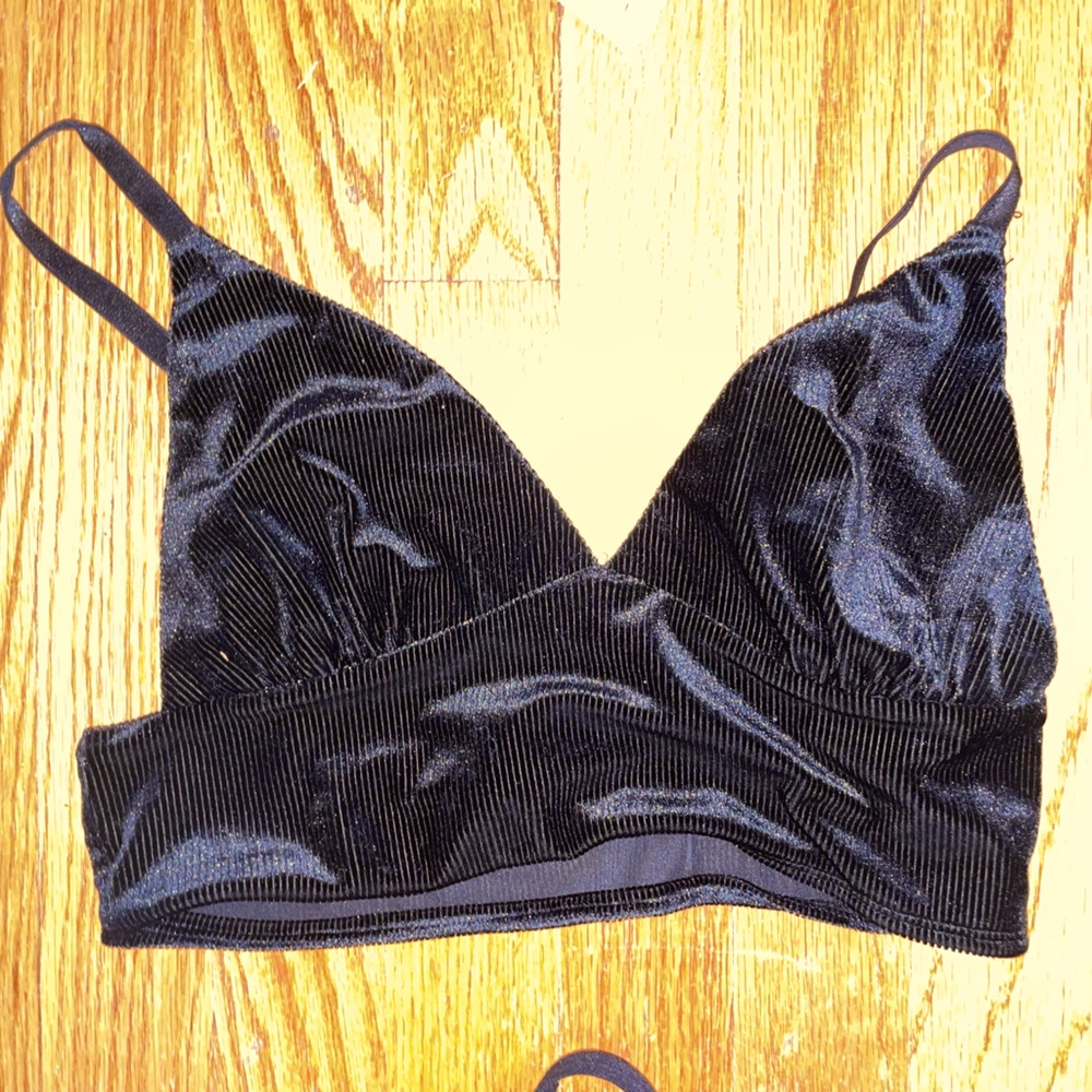 Black velvet top
